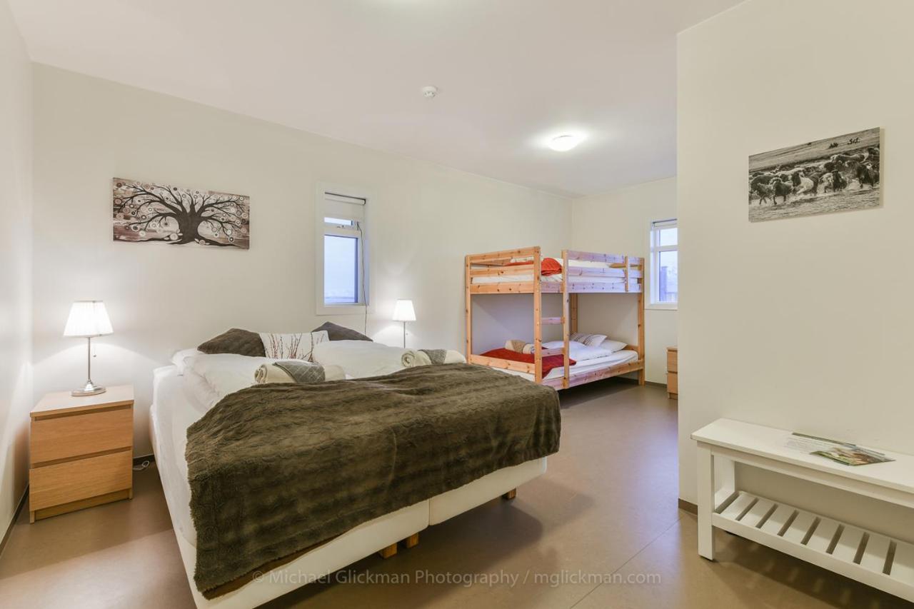 Sythra-Skoerthugil Guesthouse วาร์มาห์ลิด ภายนอก รูปภาพ